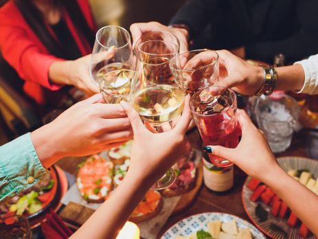 How to Avoid Drinking Over the Holidays